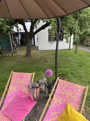 Ein Haus mit Charakter- Galerie, Kachelofen, Gartenidylle & viel Platz für Ideen