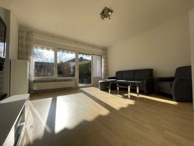 Erdgeschosswohnung mit Terrasse und Garten in Oberschleißheim