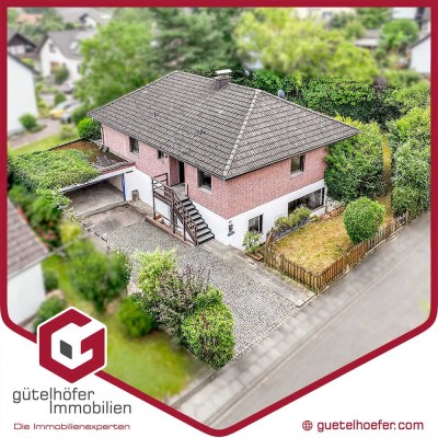 *Gebotsverfahren!* Modernisierungsbedürftiges Einfamilienhaus mit Terrasse, Garten und Doppelgarage