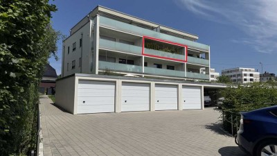 Wohnung mit Balkon und EBK: Exklusive 2,5-Raum-Wohnung mit luxuriöser Innenausstattung in Balingen