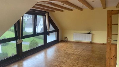 Attraktive 4-Zimmer-DG-Wohnung in Morsbach