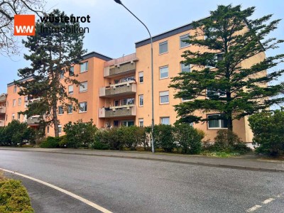 Penthouse mit 5 Zimmern, Wintergarten, zwei großen Dachterrassen und Garage in ruhiger Feldrandlage
