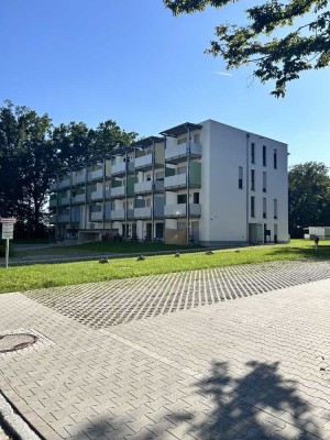 Neuwertige 1-Zimmer-Wohnung mit Balkon und EBK in Amberg