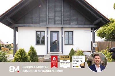 Freistehendes Loft-Haus mit Fußbodenheizung, Sauna, Pool & 6 Stellplätzen