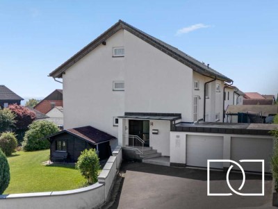 Zeitnah bezugsfertig! Hochwertig modernisiertes Zweifamilienhaus mit großem Garten