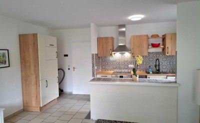 Frisch renovierte, vollmöblierte Wohnung mit orientalischem Charme
