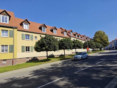 WIR suchen einen NACHMIETER zum 01.05.2025