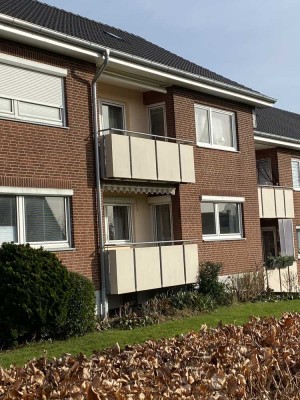 Charmante 2,5-Zimmer-Wohnung mit Süd-West-Balkon in Eutin