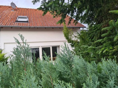 Seeheim-Jugenheim, attraktive Doppelhaushälfte in bevorzugter Wohnlage