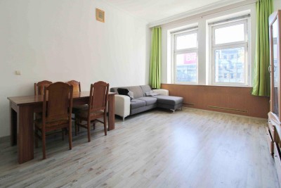 Großzügiger Altbau nahe U3 Enkplatz – 71 m² mit 3-Zimmer-Potential