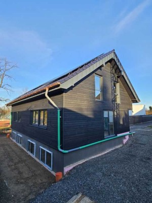 Neubau; Erstbezug Februar 2026! 2 hochwertige Doppelhaushälften