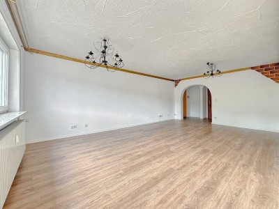 HELLE 3-ZIMMER-WOHNUNG, MIT BALKON, ZENTRAL GELEGEN - ab sofort frei