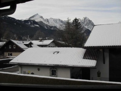 Nachmieter für exclusive 3-Zimmer-Wohnung in Bestlage Hausbergregion gesucht.