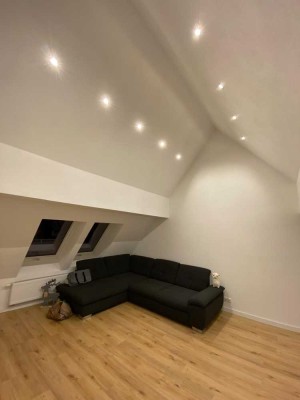 4-Zimmer Dachgeschosswohnung mit Balkon in Hillmicke