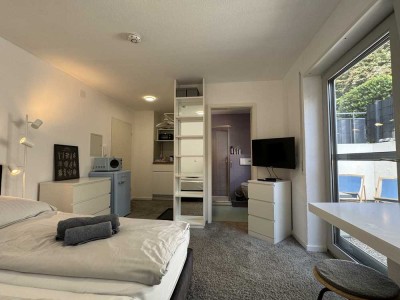 1-Zimmer Wohnung mit Terrasse, EBK und Möblierung