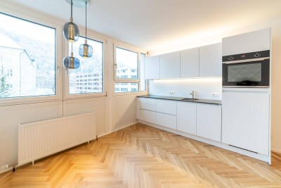 High-End Renovated Studio “City Fever“