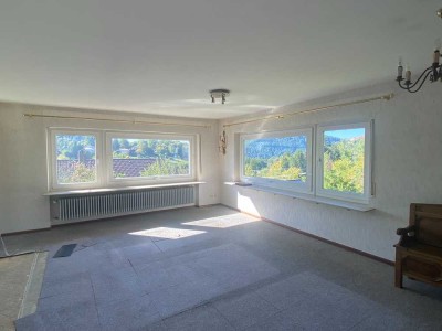 Großzügiges Einfamilienhaus mit ELW in wunderschöner, ruhiger Wohnlage