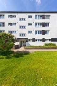 800 € - 87 m² - 4.0 Zi.
