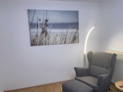 Modernes, voll möbliertes renoviertes Single Apartment in KL-Hohenecken mit Terrasse und Parkplatz