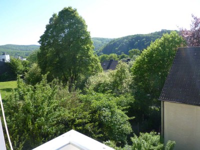 Schöne, helle drei Zimmer Wohnung in Arnsberg. Wohnen wo andere Urlaub machen!