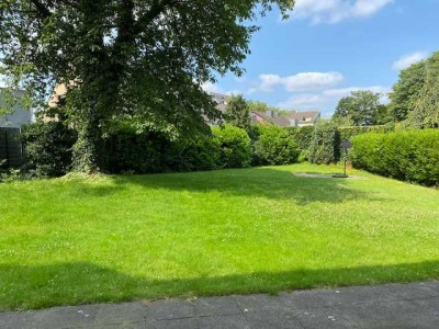 4 Raum Dachgeschosswohnung mit Gartenmitbenutzung