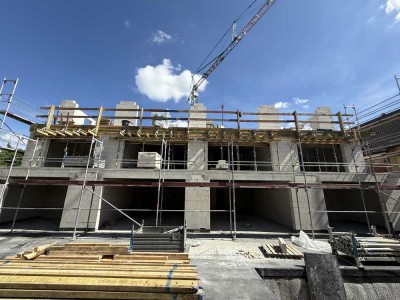 EINMALIG- Penthouse mit großer Dachterrasse in Feucht