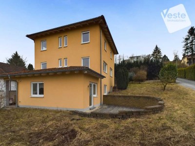 Wohnhaus im Toskana-Stil mit ELW und Doppelgarage im Stadtbusbereich