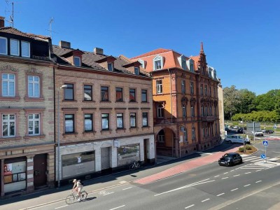Solides Wohn- und Geschäftshaus in bester Innenstadtlage!!