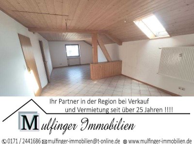 3 Zi. DG (1.OG) Wohnung mit Küche, Gartenmitbenutzung und Stellplatz