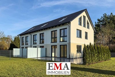 Modernes Reihenend- oder Mittelhaus im Erstbezug in Falkensee-Finkenkrug