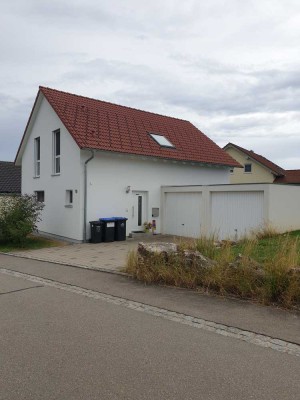 Sehr schönes Einfamilienhaus in Bühlenhausen