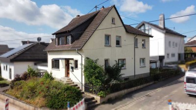 Altbewährt trifft neue Möglichkeiten - Großzügiges Wohnhaus in Weiler