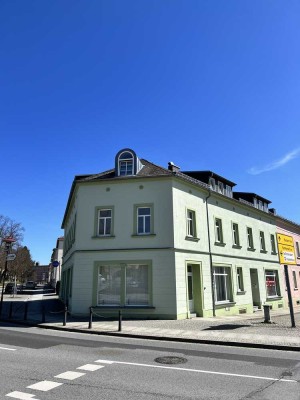 ** Tageslichtdurchflutete 2-Zimmerwohnung unweit des Marktes **