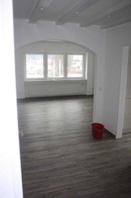 Warmmiete (inkl. Heizkosten), gepflegte, helle 3-Zimmer-Wohnung mit Terrasse ab 01.04.2025