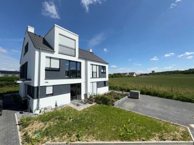 SORGENFREIES WOHNEN IN FAMILIENFREUNDLICHEM UMFELD AM RANDE DER NATUR - NEUBAU-DOPPELHAUSHÄLFTE