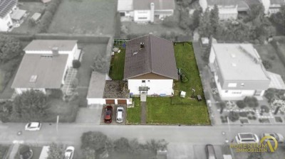 Gepflegtes Zweifamilienhaus mit großem Grundstück, vermietet, als Kapitalanlage, zu verkaufen.