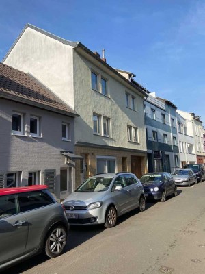 geräumiges, möbliertes Apartment mit Wohnküche in guter Wohnlage in Bonn-Kessenich