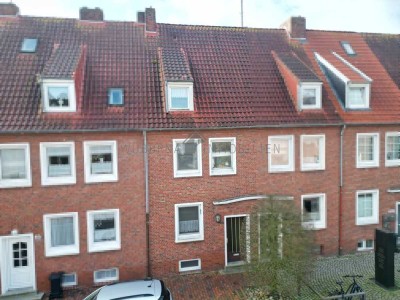 RESERVIERT - Ihr neues Zuhause in der Bollwerkstraße, Emden – Reihenmittelhaus in bester Lage