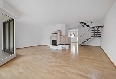 Moderne, lichtdurchflutete Maisonette-Wohnung mit großzügigem Grundriss in ruhiger Lage unweit von