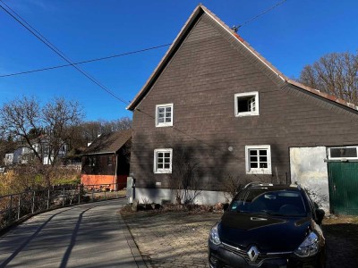 Preiswertes, vollständig renoviertes 5-Zimmer-Farmhaus mit EBK in Gummersbach