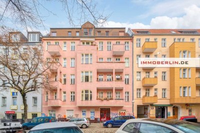 IMMOBERLIN.DE - Charmante Stuck-Altbauwohnung mit Westbalkon in ruhiger Lage