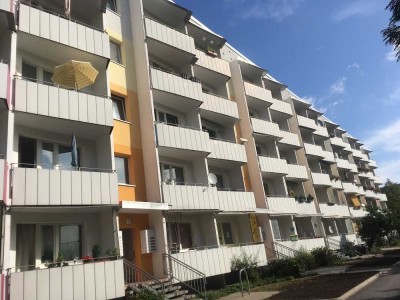 Schnell sein und Wohnung mit Küche sichern!