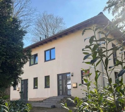 Moderne Doppelhaushälfte in Porta Westfalica - Barkhausen Gute Anbindung und Lage