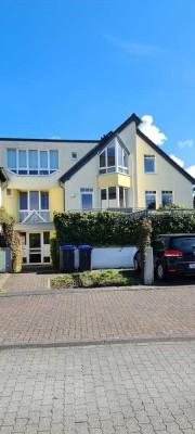 Von Privat - Attraktive Maisonettewohnung in TOP-Wohnlage - Bergisch Gladbach