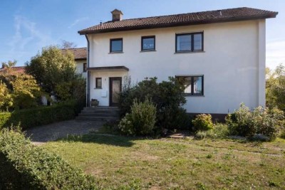 Charmantes Einfamilienhaus in ruhiger Lage mit großem Garten und Einliegerwohnung