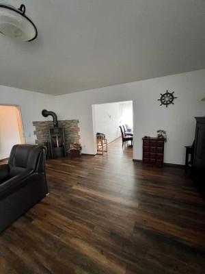 Exklusive 4-Zimmer Wohnung mit Balkon in Bad Oldesloe