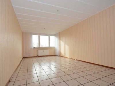 Schöne, geräumige drei Zimmer Wohnung mit Südbalkon in guter Lage, Neuss-Norf