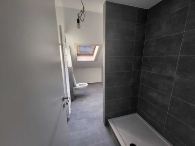 2-Zi. DG-Wohnung, mit Klimaanlage
