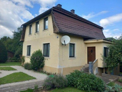 bewohnbar, aber modernisierungsbedürftig
