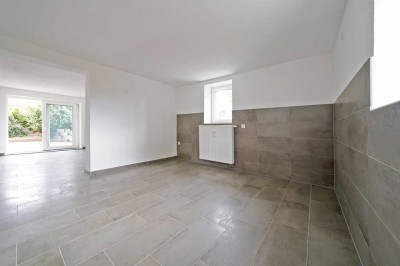 Charmante 2RW mit Süd-Terrasse * Tageslichtbad mit Wanne* PKW-SP * ruhige & zentrale Lage* Top